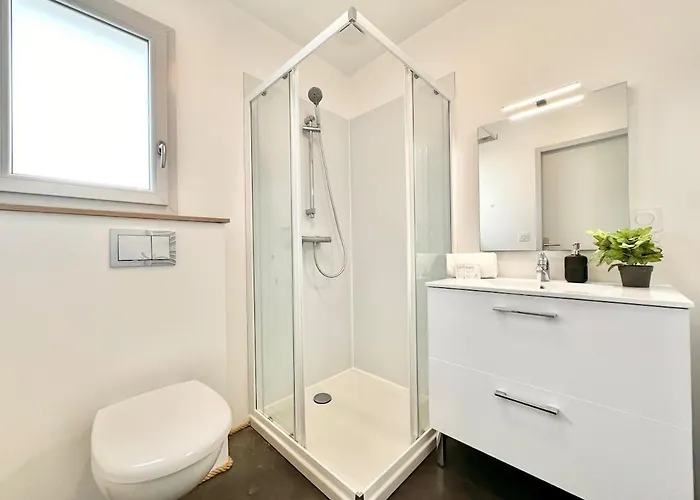 Apartman L'azura - Proche Gare - Parking & Exterieur Prive